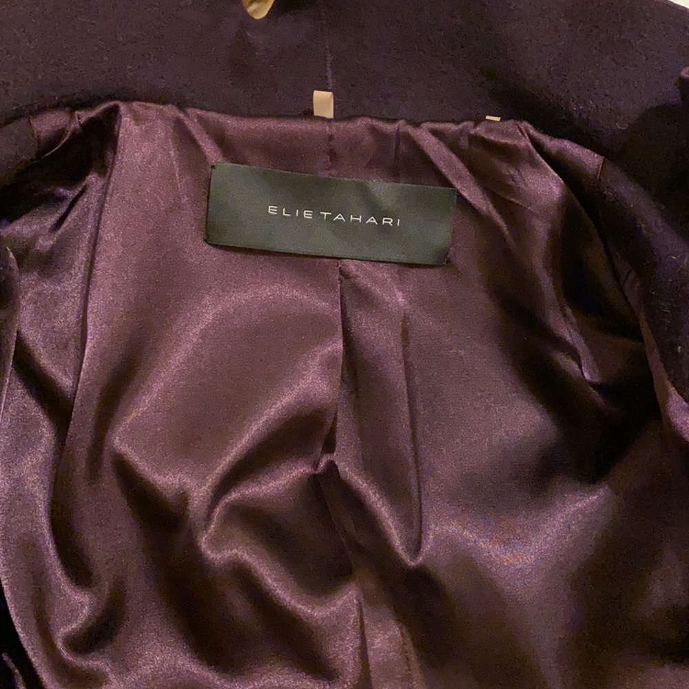 ELIE TAHARI Ruffle Collar Women Coats🧥 size M, excellent condition - Picture 8 of 9